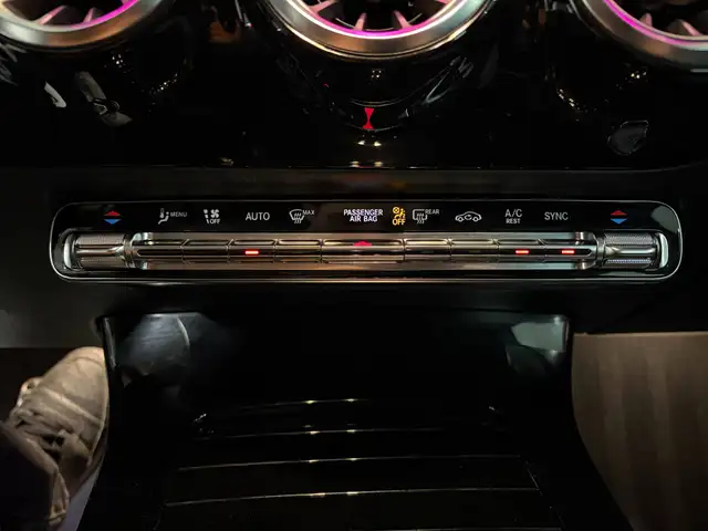 Mercedes-Benz CLA view 30