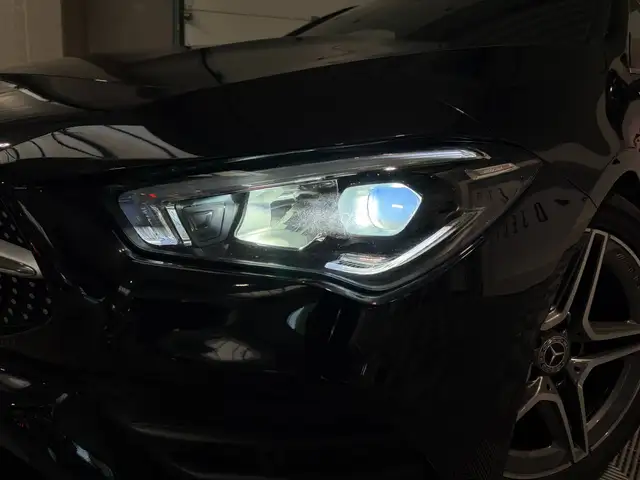 Mercedes-Benz Cla view 4