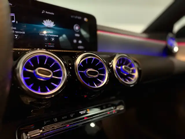 Mercedes-Benz CLA view 25