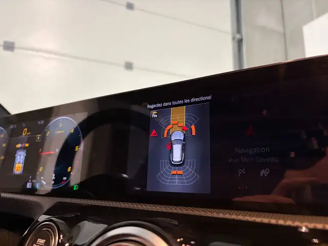Mercedes-Benz CLA view 27