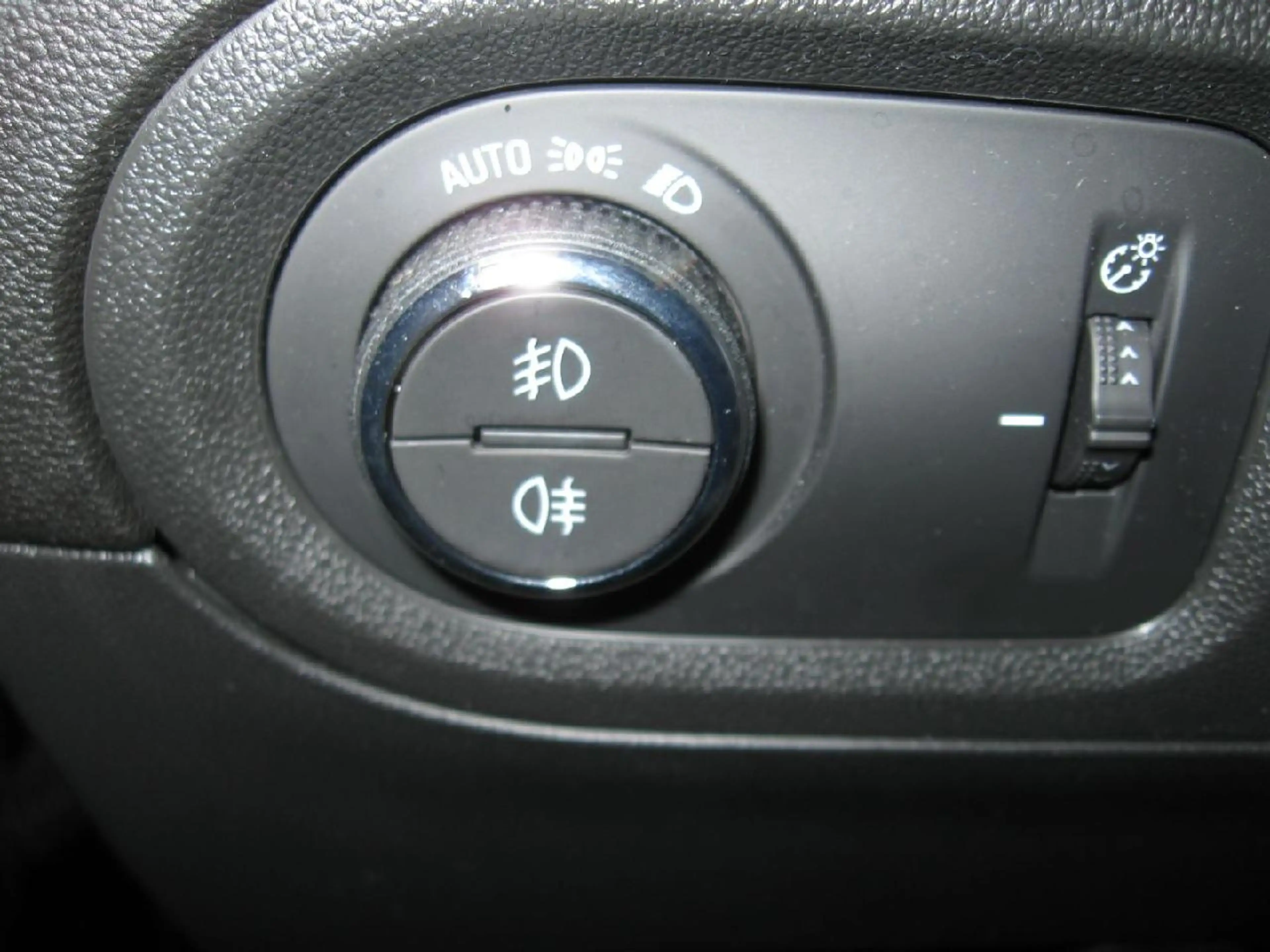 Opel Grandland Ultimate — photo 11
