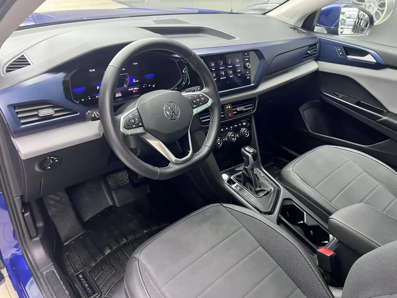 Volkswagen Taos снимка Volkswagen Taos