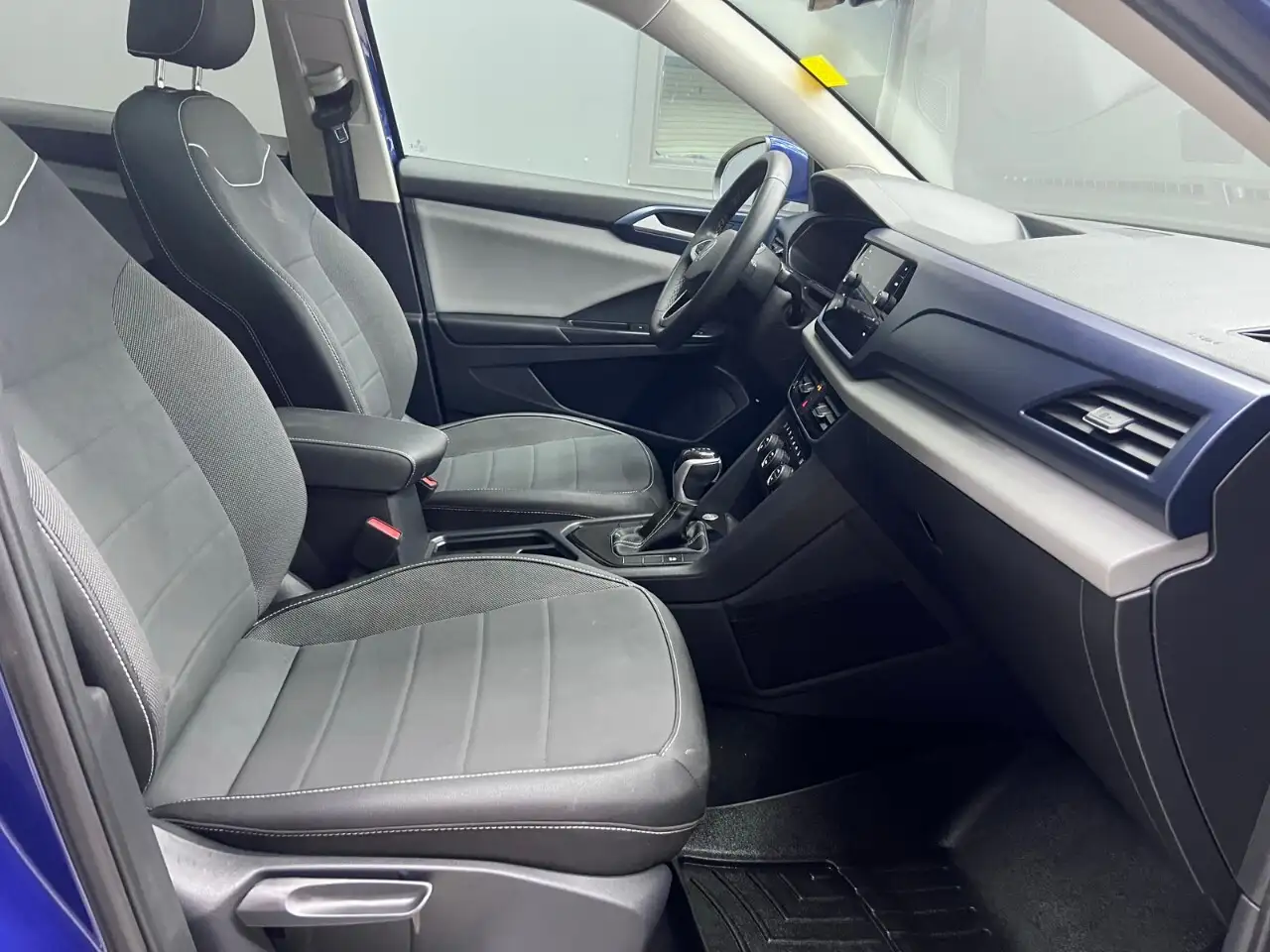 Volkswagen Taos снимка Volkswagen Taos