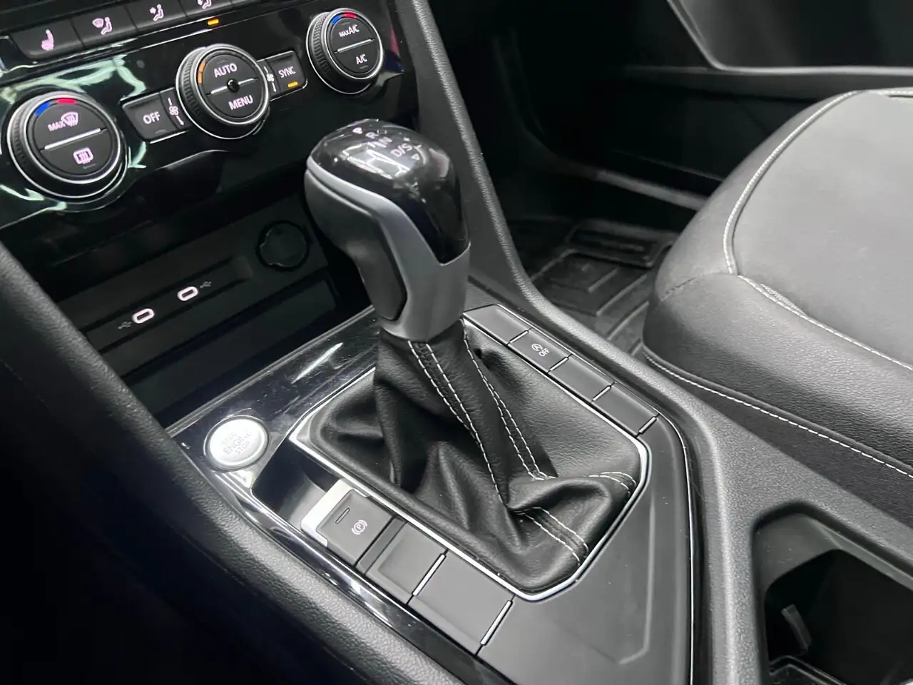 Volkswagen Taos снимка Volkswagen Taos