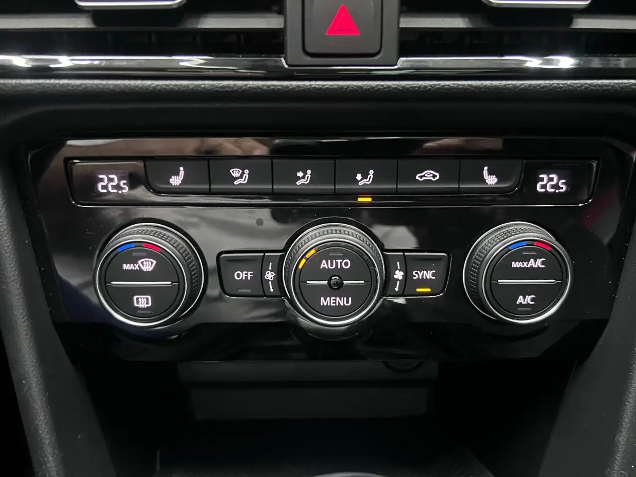Volkswagen Taos снимка Volkswagen Taos