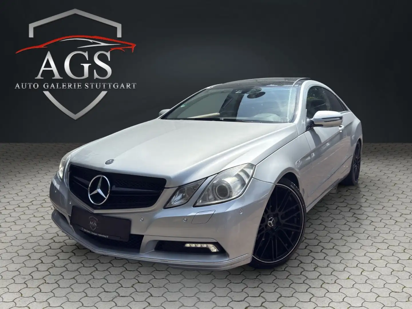 Mercedes-Benz E 250 CGI BlueEfficiency *TÜV NEU*PDC* PANO* Gümüş rengi - 1