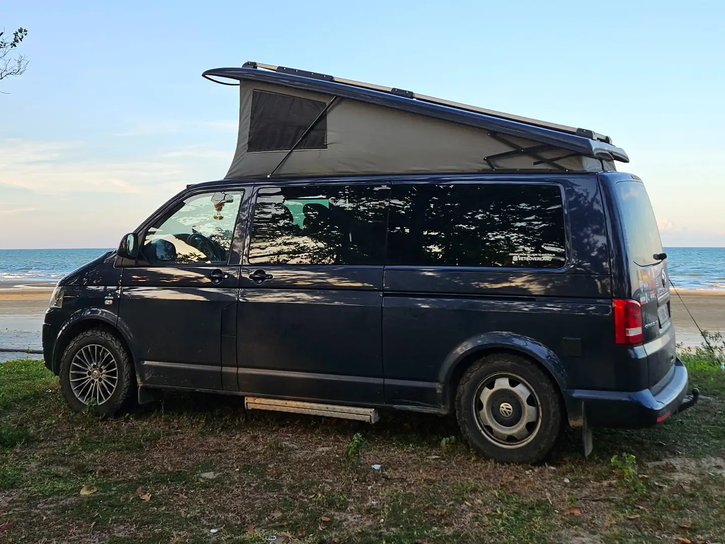 Volkswagen T5 Caravelle 4Motion L2H1 Camper interieur (Lichte Vracht) Albastru - 1