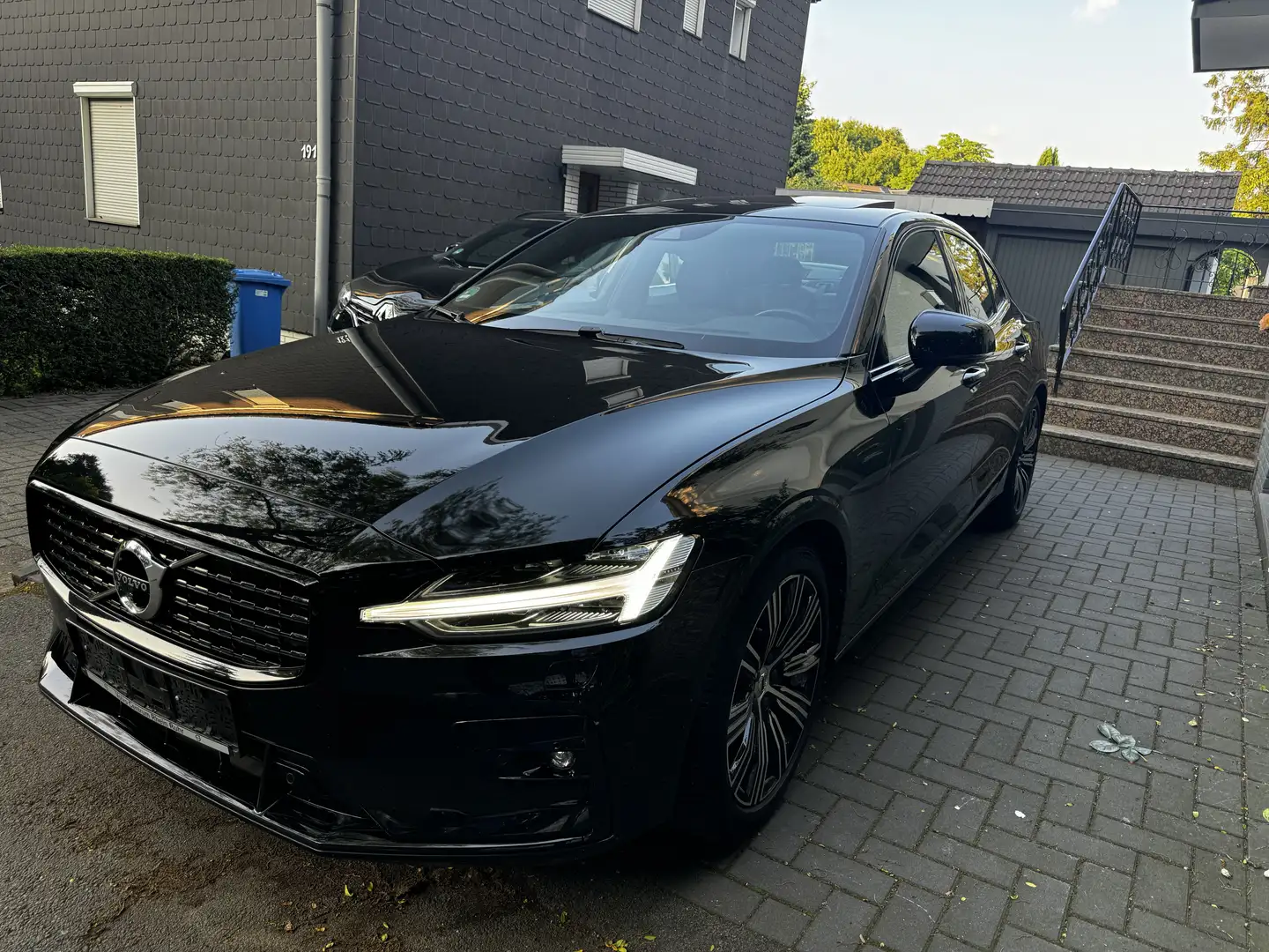 Volvo S60 R Design Negru - 1