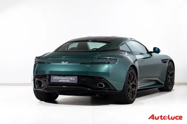 Aston Martin DB12 view 4