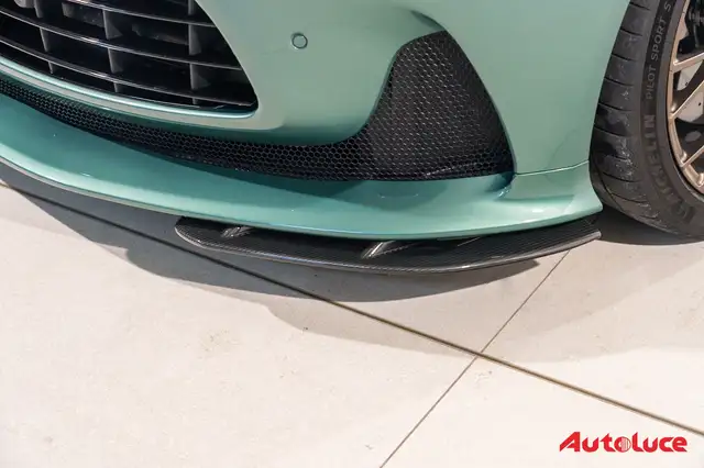 Aston Martin DB12 view 15