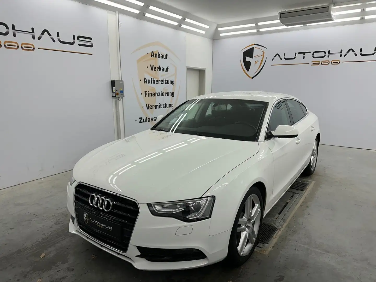 Audi A5 Sportback 1.8 TFSI KLIMA NAVI SHZ MFL TEMPO Blanc - 1