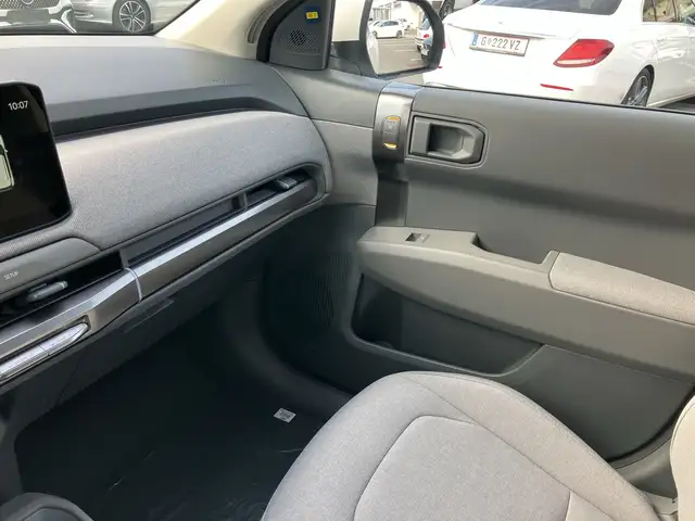 Kia Ev3 view 25