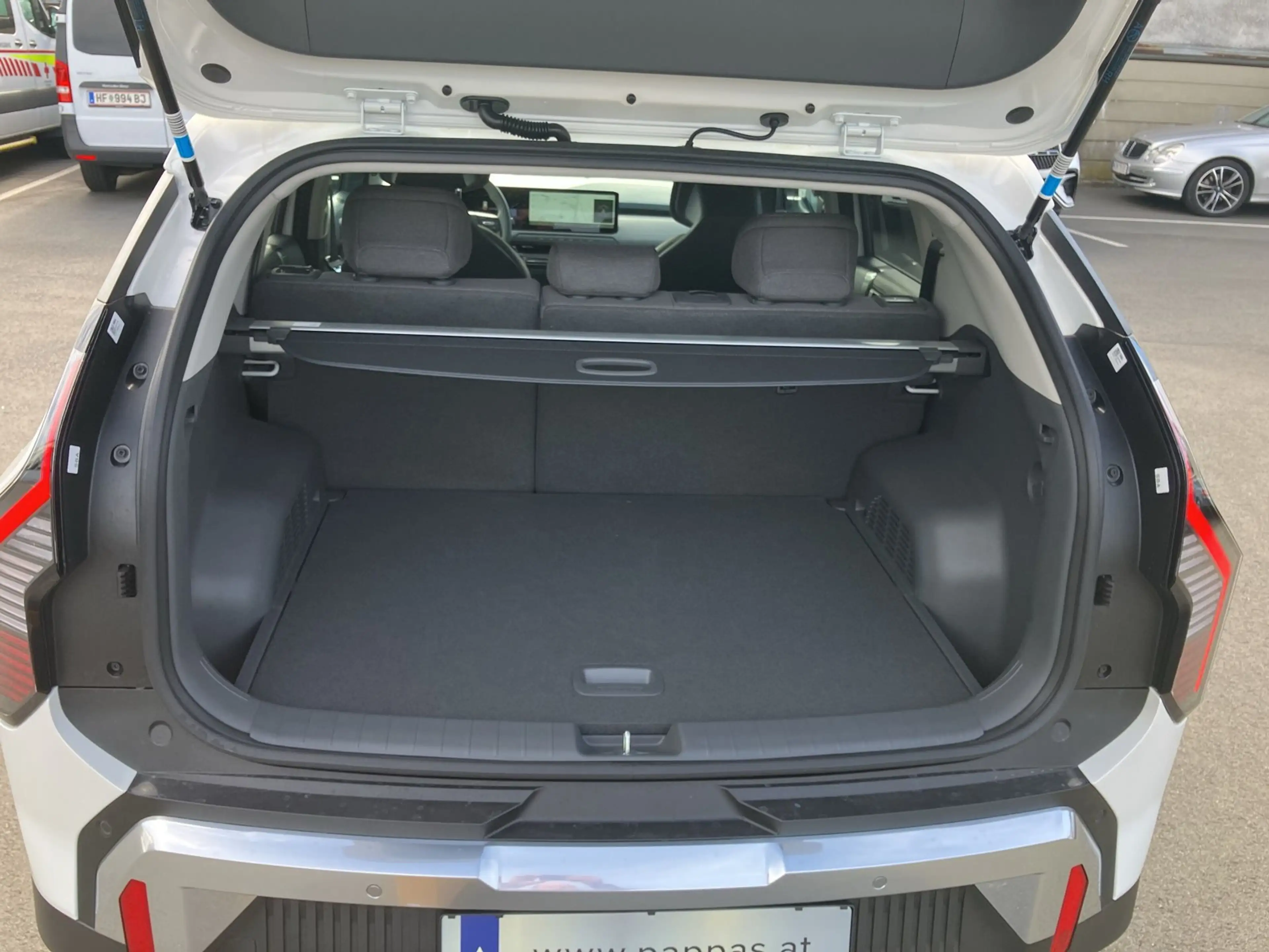 Kia EV3 EARTH 81,4 kWh 4WD Allrad, Navi, APP PDC vohi — photo 15