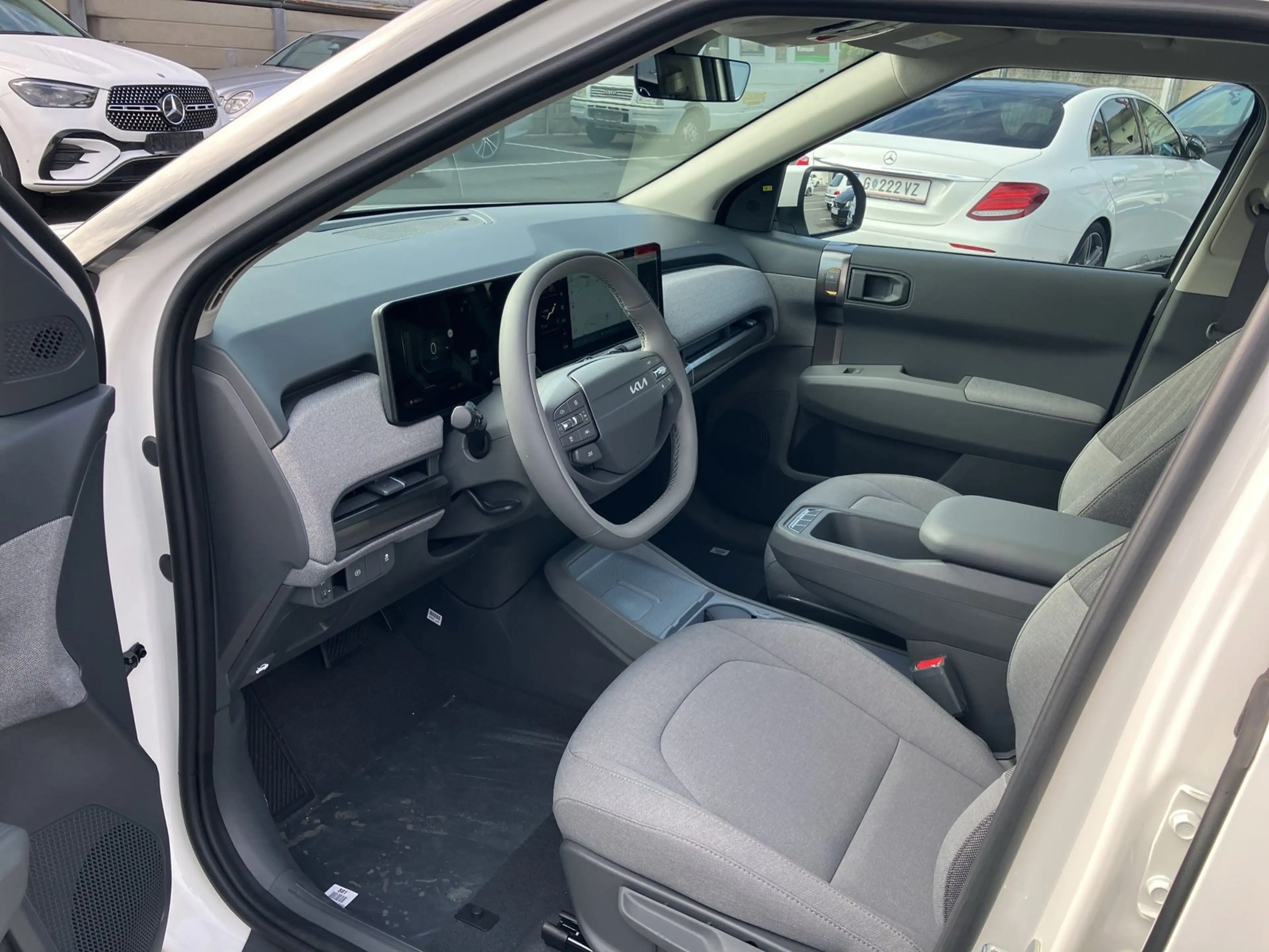 Kia EV3 EARTH 81,4 kWh 4WD Allrad, Navi, APP PDC vohi — photo 12