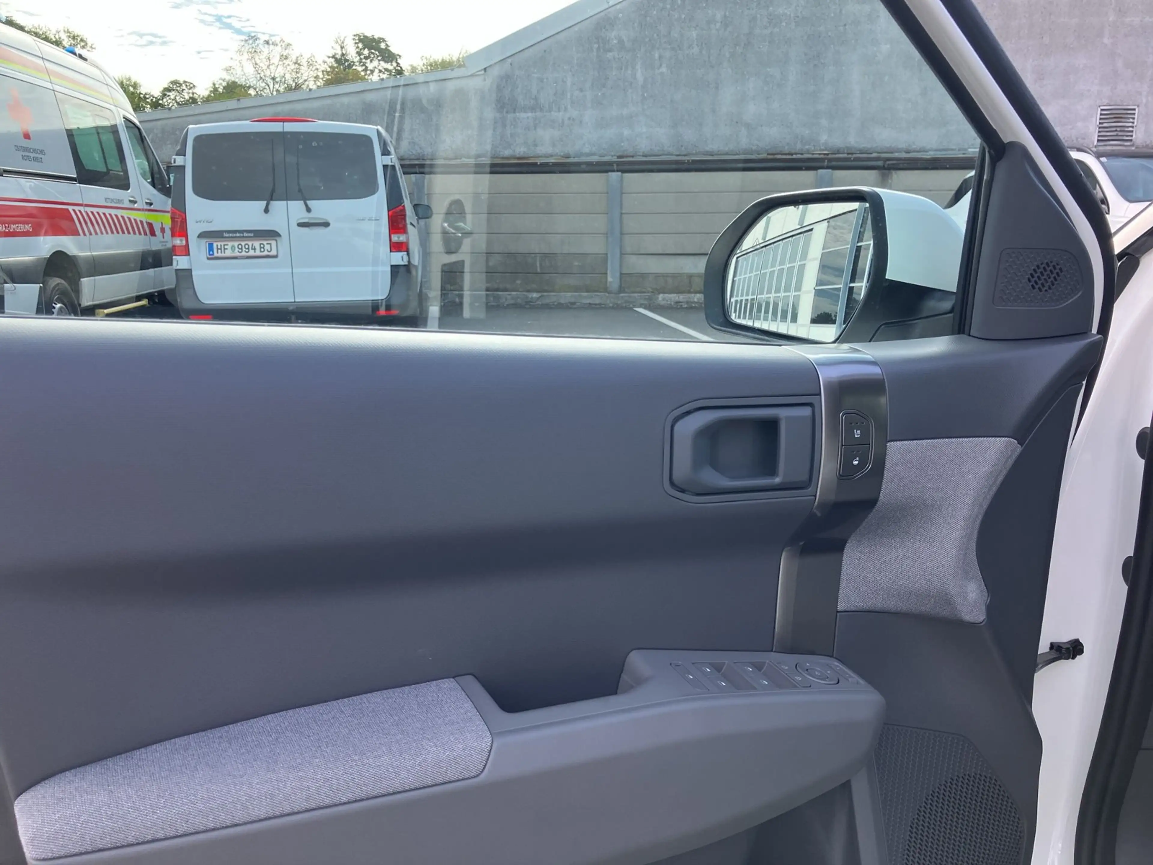 Kia EV3 EARTH 81,4 kWh 4WD Allrad, Navi, APP PDC vohi — photo 11