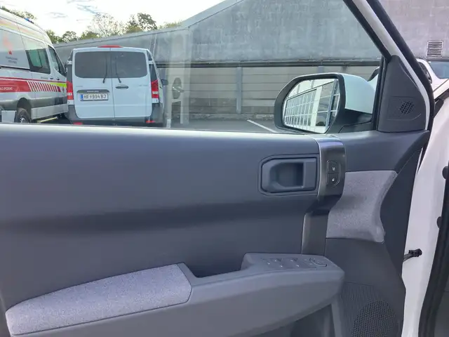 Kia Ev3 view 11