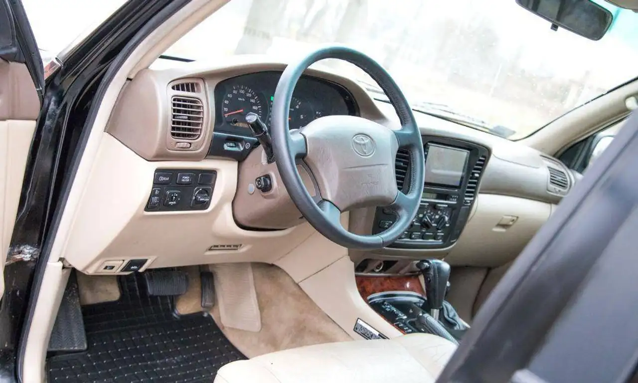 Toyota Land Cruiser Landcruiser 4,2 TDi Aut., foto 3