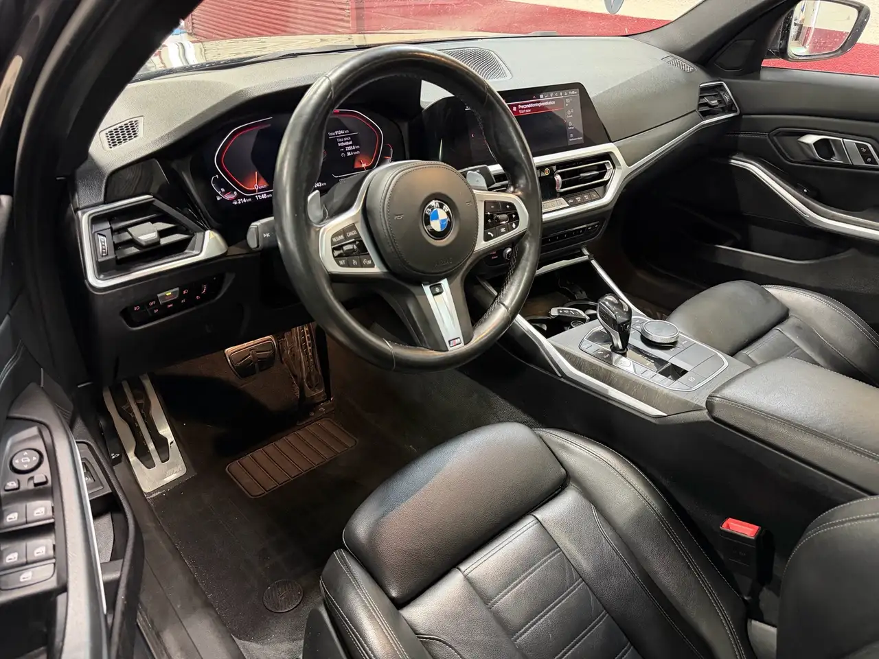 BMW 3 Series photo BMW 3 Series
