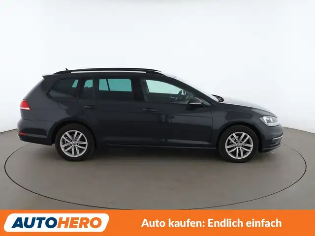 Volkswagen Golf view 7