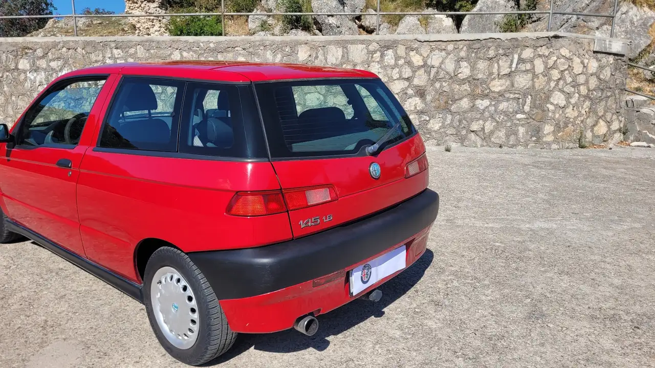 Alfa Romeo 145 1.6 ie, foto 2