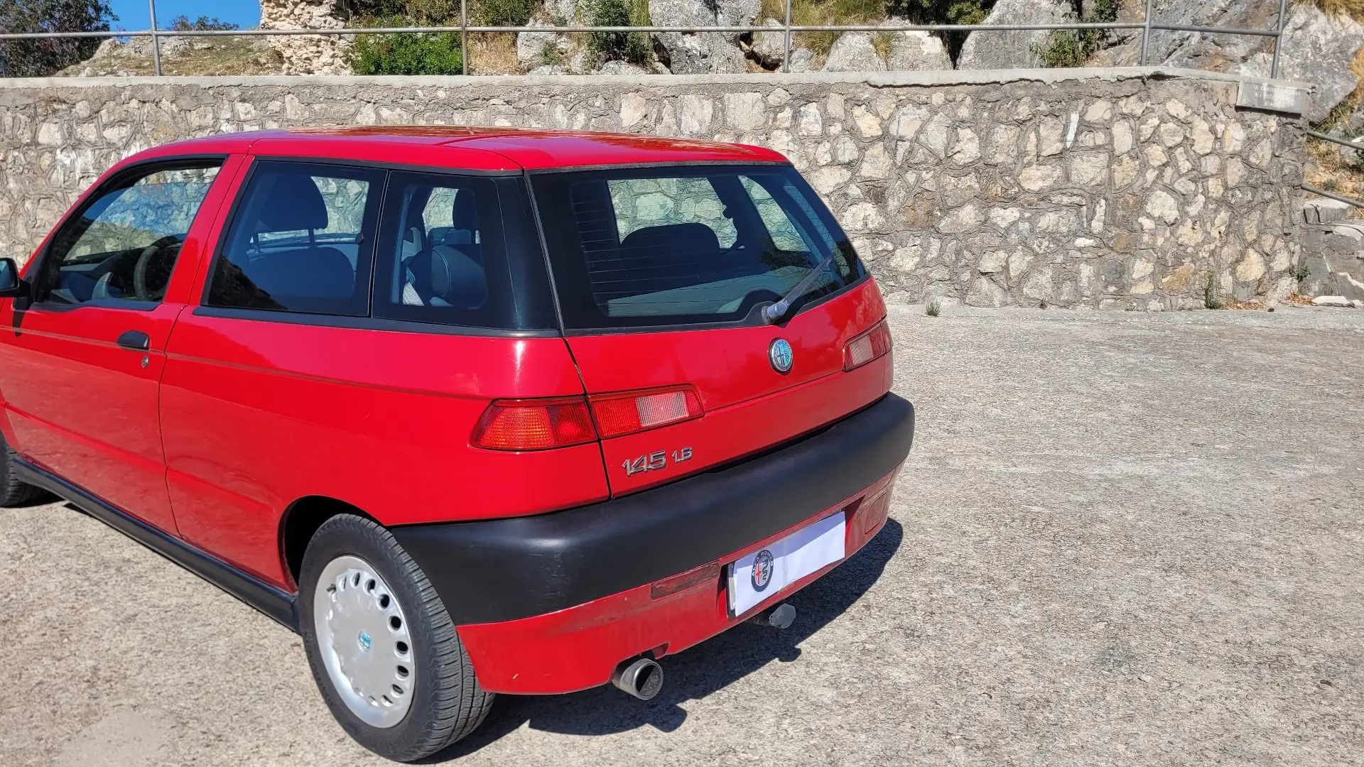 Alfa Romeo 145 1.6 ie - 2