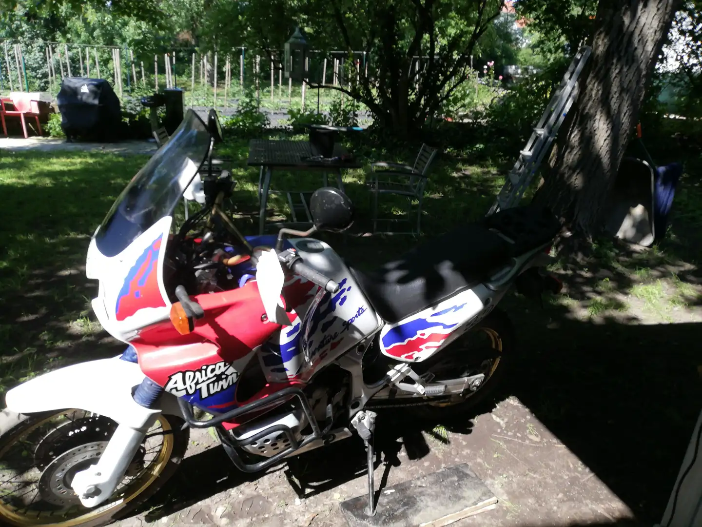 Honda XRV 750 Albastru - 1