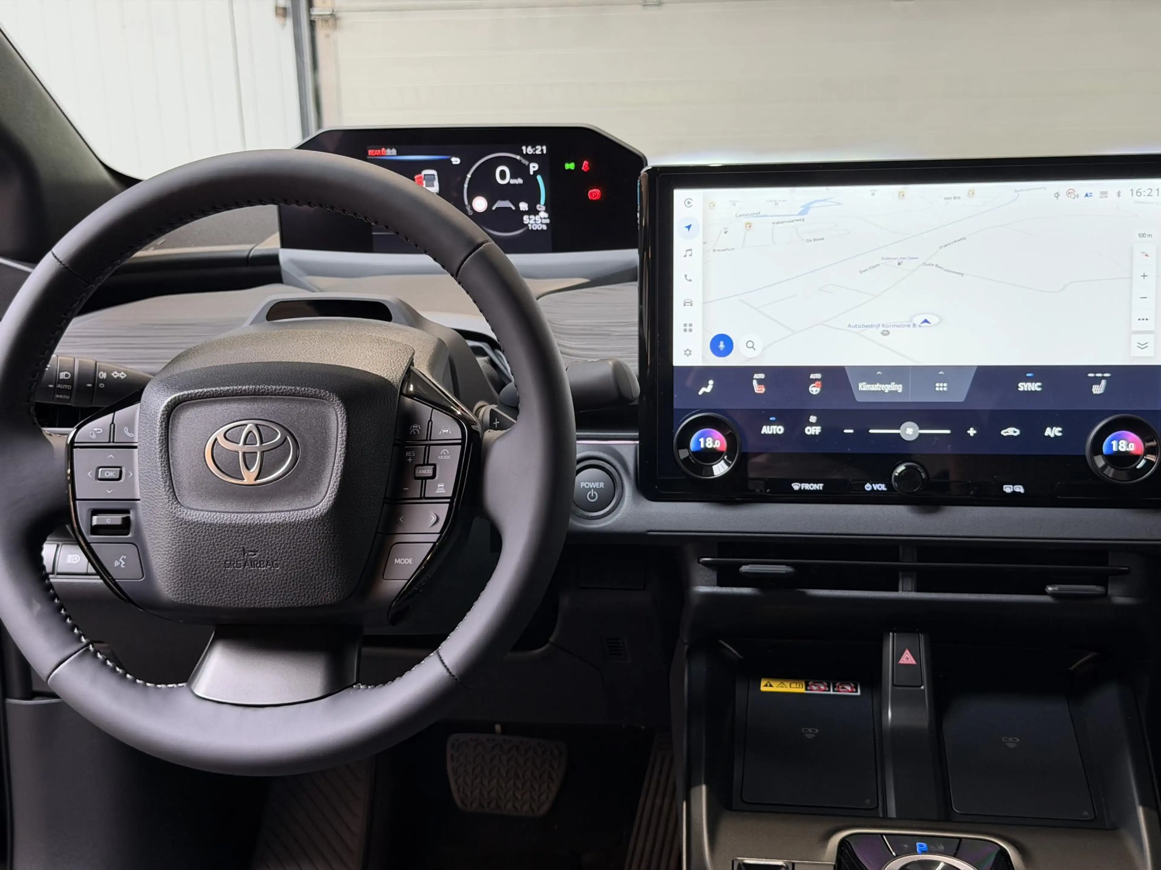 Toyota C-HR+ First Edition 77 kWh Uit voorraad leverbaar! — photo 8