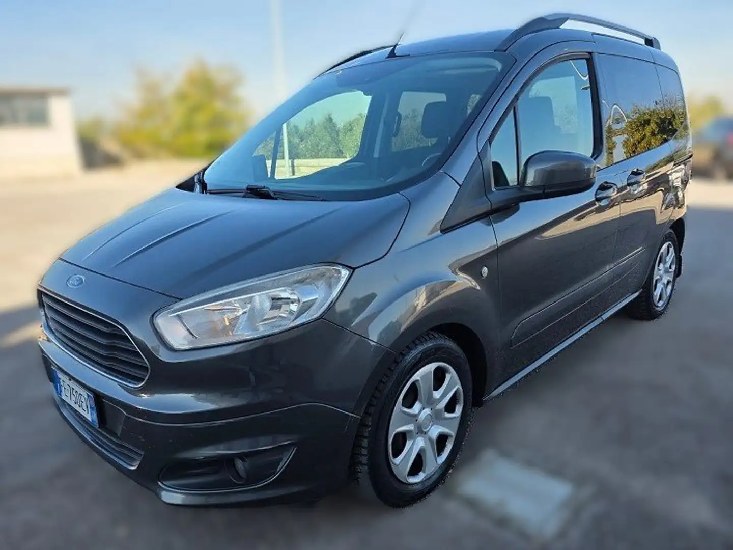 Ford Tourneo Courier 1.5cc 95cv diesel Grigio - 2
