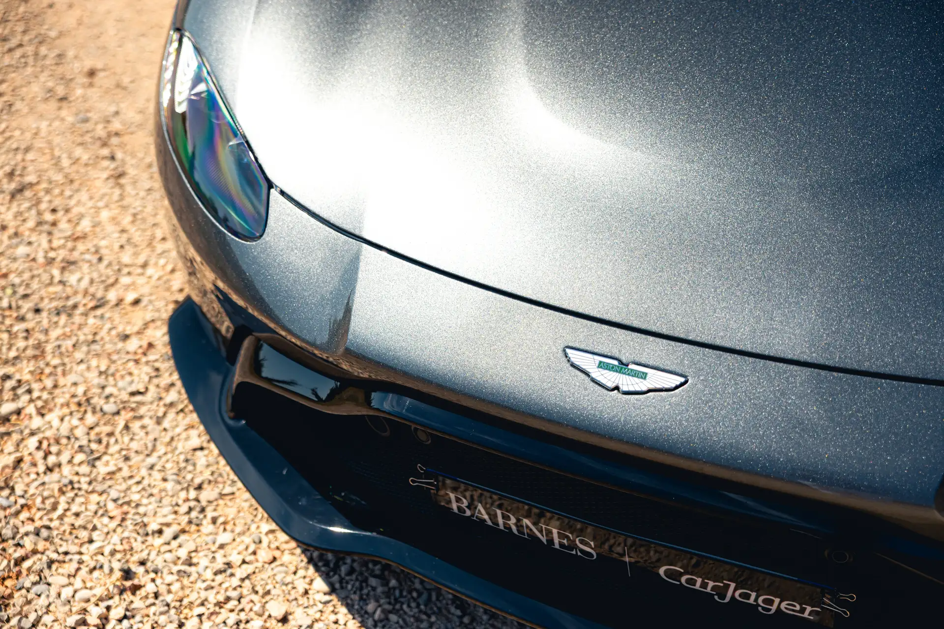 애스턴마틴 밴티지 Coupe 2018 건메탈 사진 7