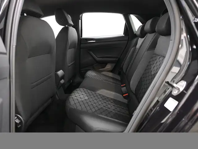 Volkswagen Polo view 13