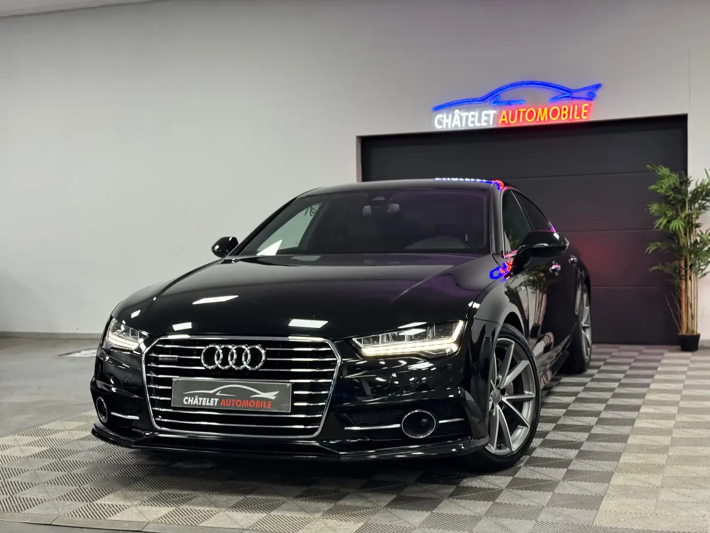 Audi A7 A7 3.0 TDi V6 Quattro état neuf Full Black Noir - 1