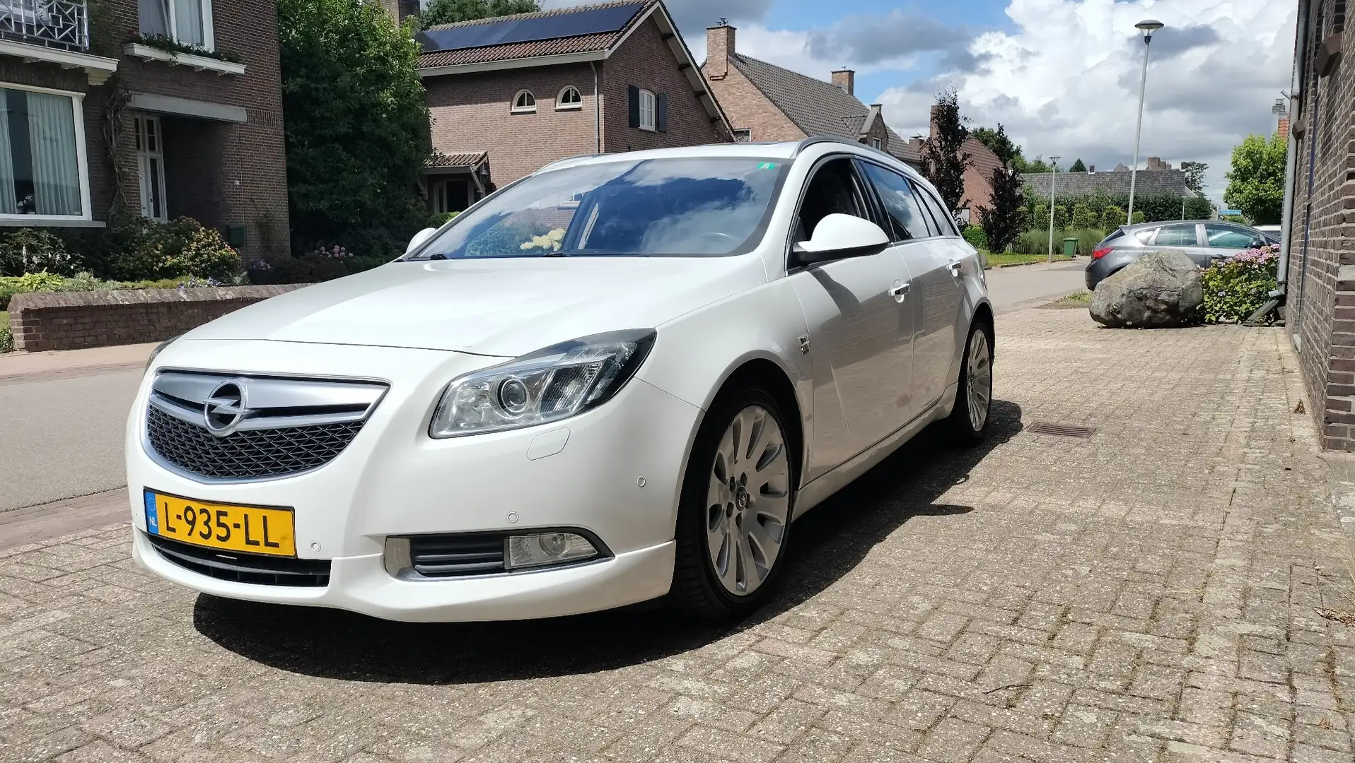 Opel Insignia 2.8 T Cosmo 4x4 Wit - 1