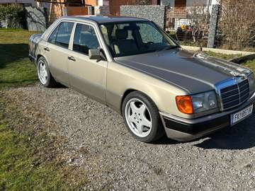 W123