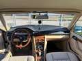 Mercedes-Benz E 230 W123 - thumbnail 3