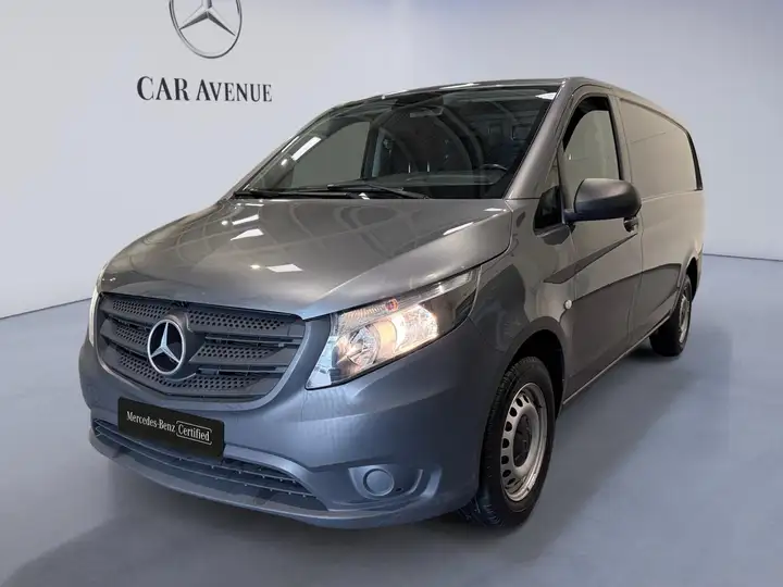 Mercedes-Benz Vito Fourgon 114 L2 (25.900 €)