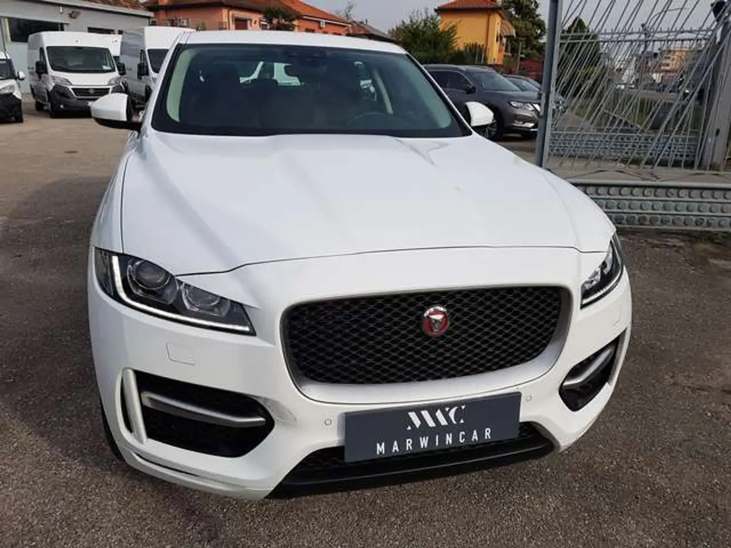 Jaguar F-Pace 2.0d i4 R-Sport awd 180cv auto Blanc - 2