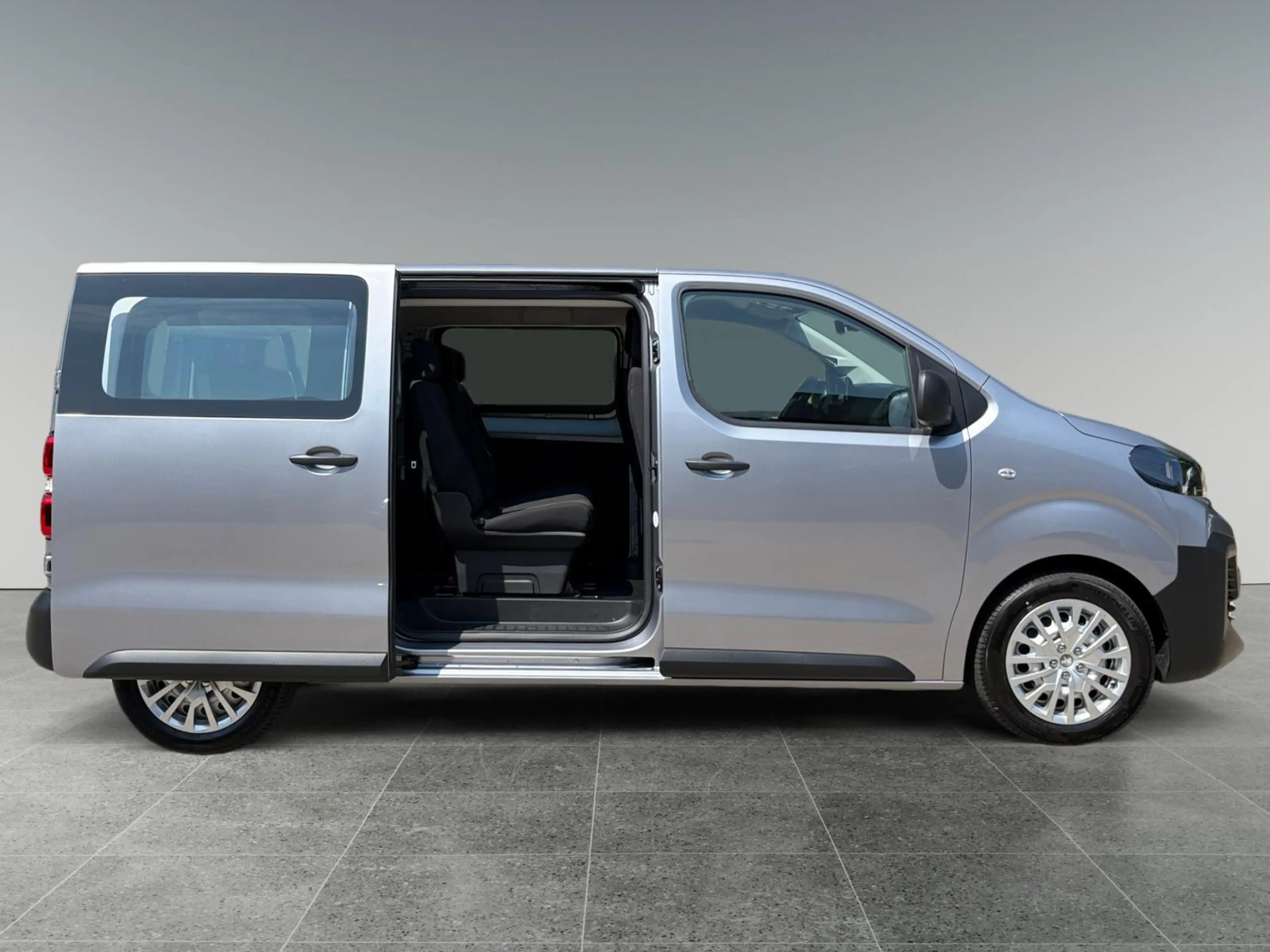 Peugeot e-Expert Combi L2 75 kWh 136pk | 9-persoons | Achterdeuren — photo 7