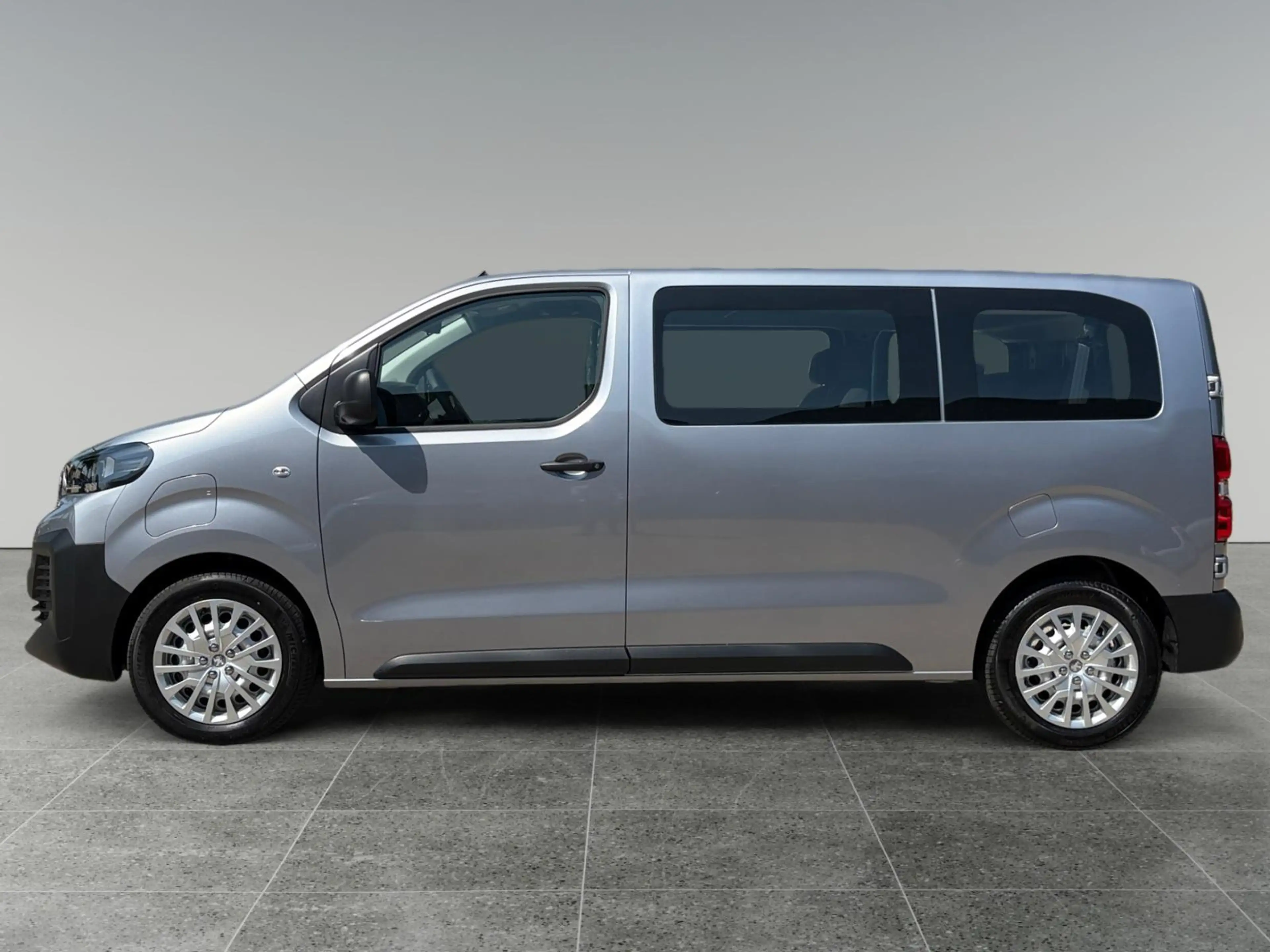 Peugeot e-Expert Combi L2 75 kWh 136pk | 9-persoons | Achterdeuren — photo 5