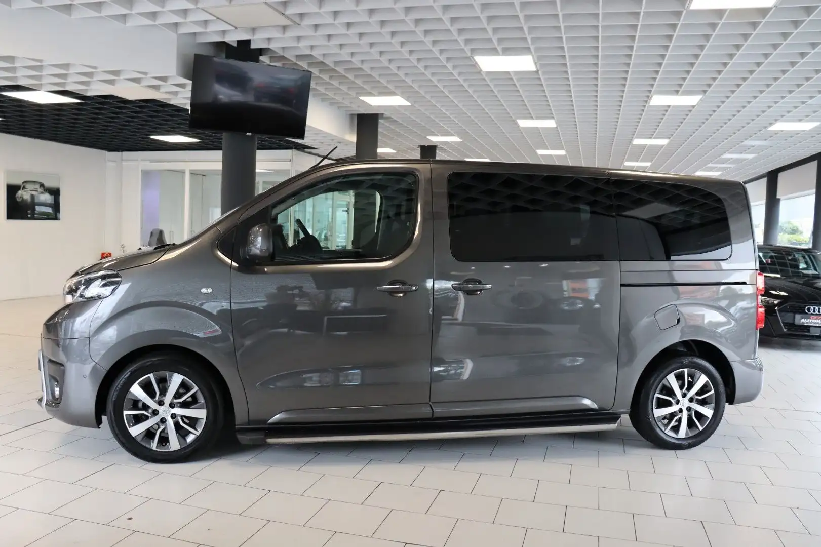 Toyota Proace Verso L1 Shuttle Comfort 9 Sitzer Kamera Grau - 2
