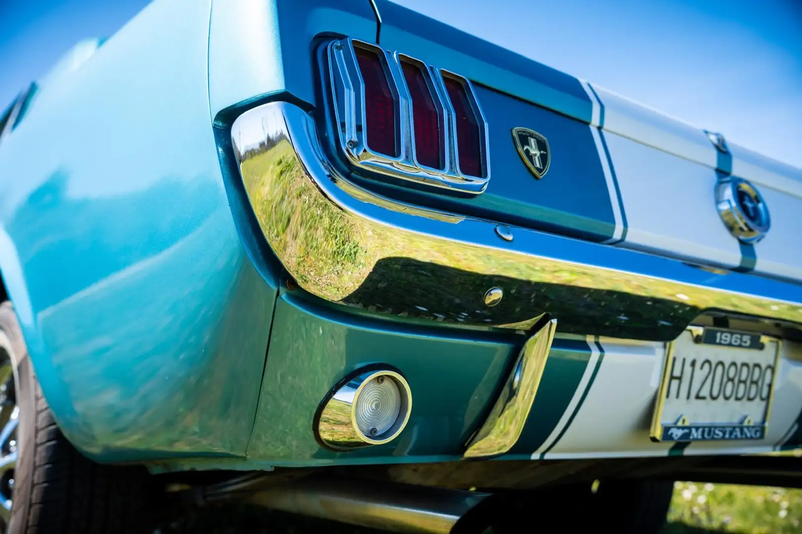 Ford Mustang Equipamiento:  Cambio automático  Dirección asisti Azul - 2