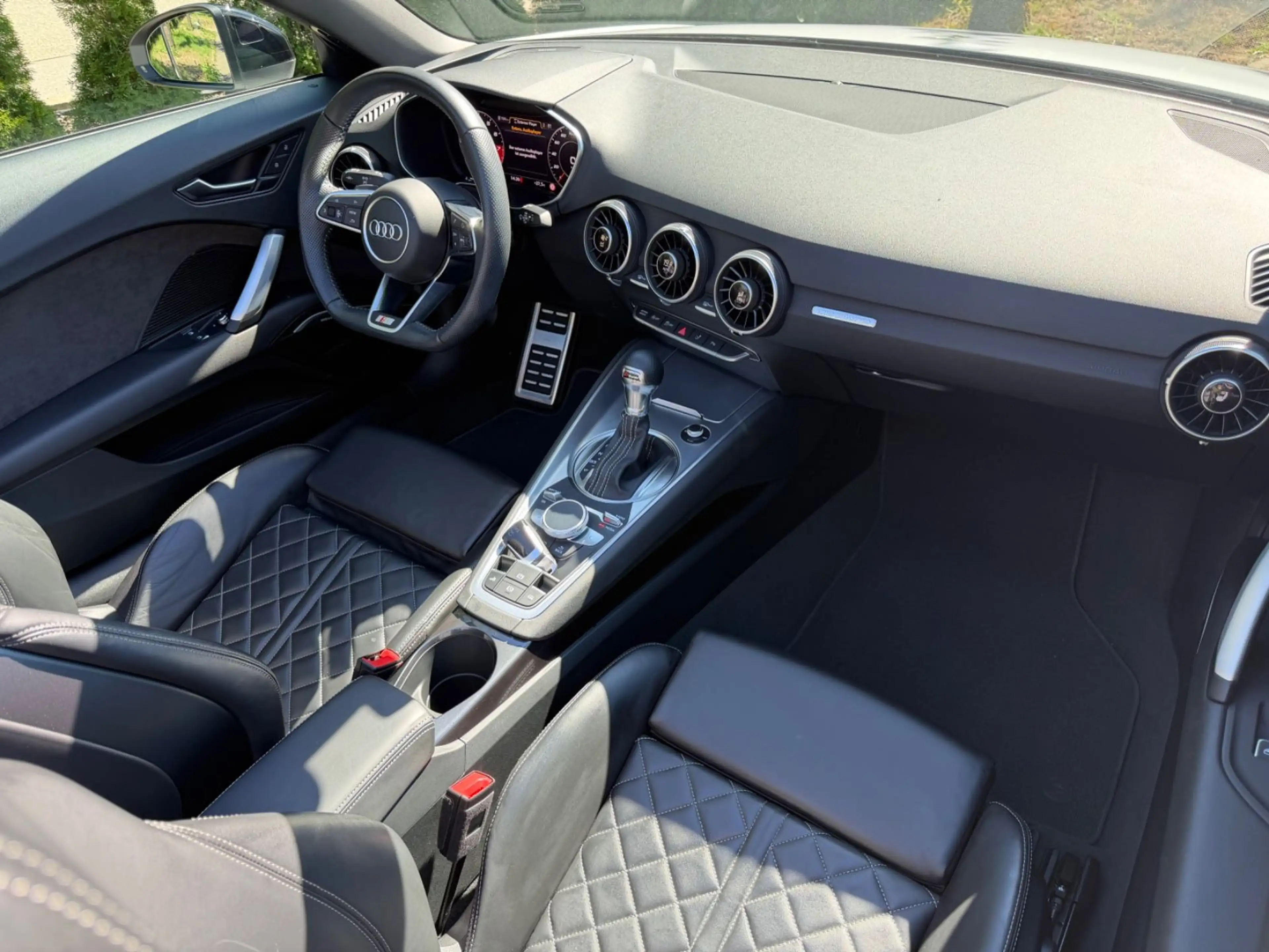 Audi TT Roadster 45 TFSI quattro S-Line+/B&O/Voll/ — photo 18