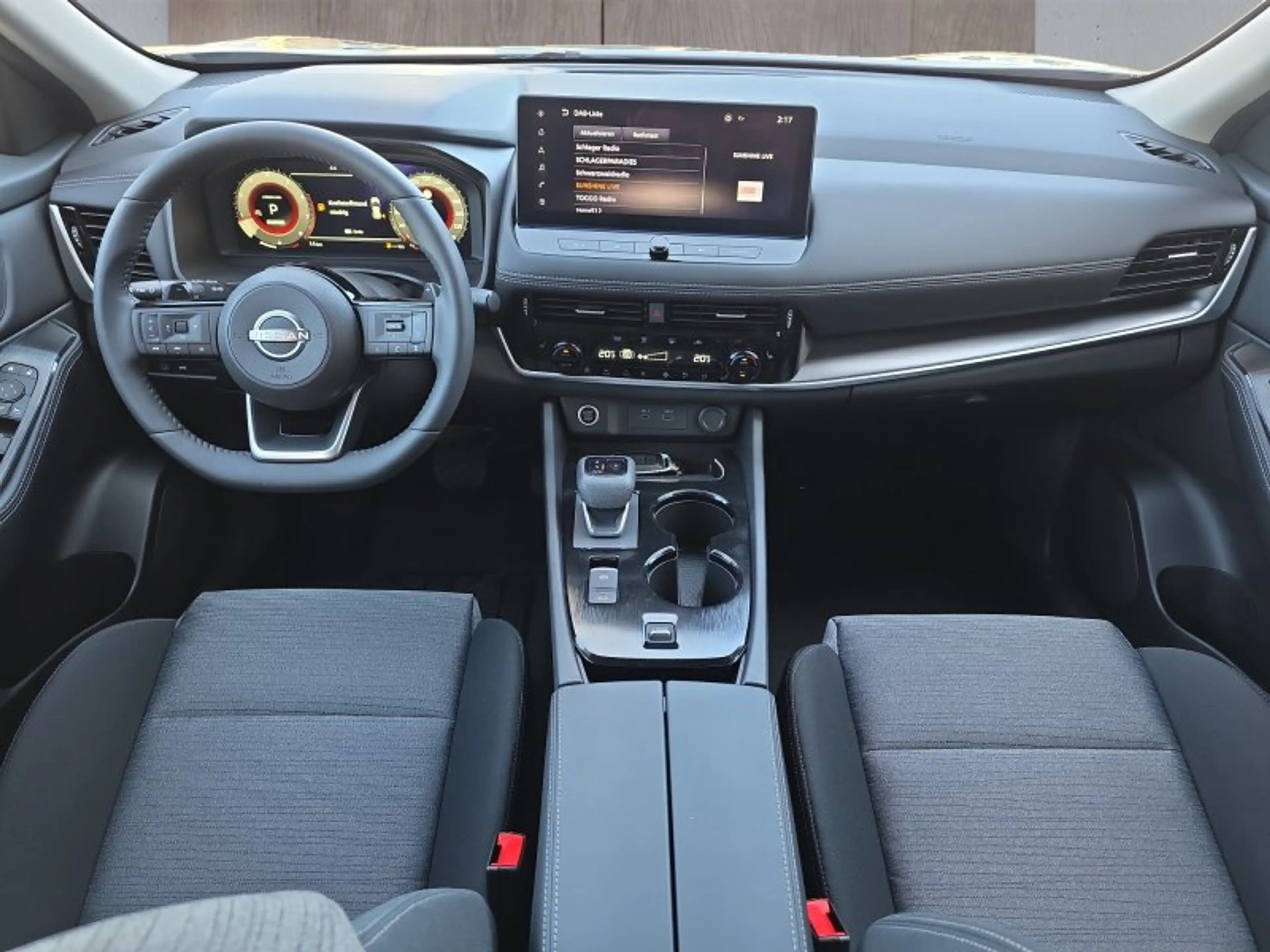 Nissan X-Trail 1,5 VC-T 163PS Navi/ACC/Winterp/el.Klappe ** — photo 10