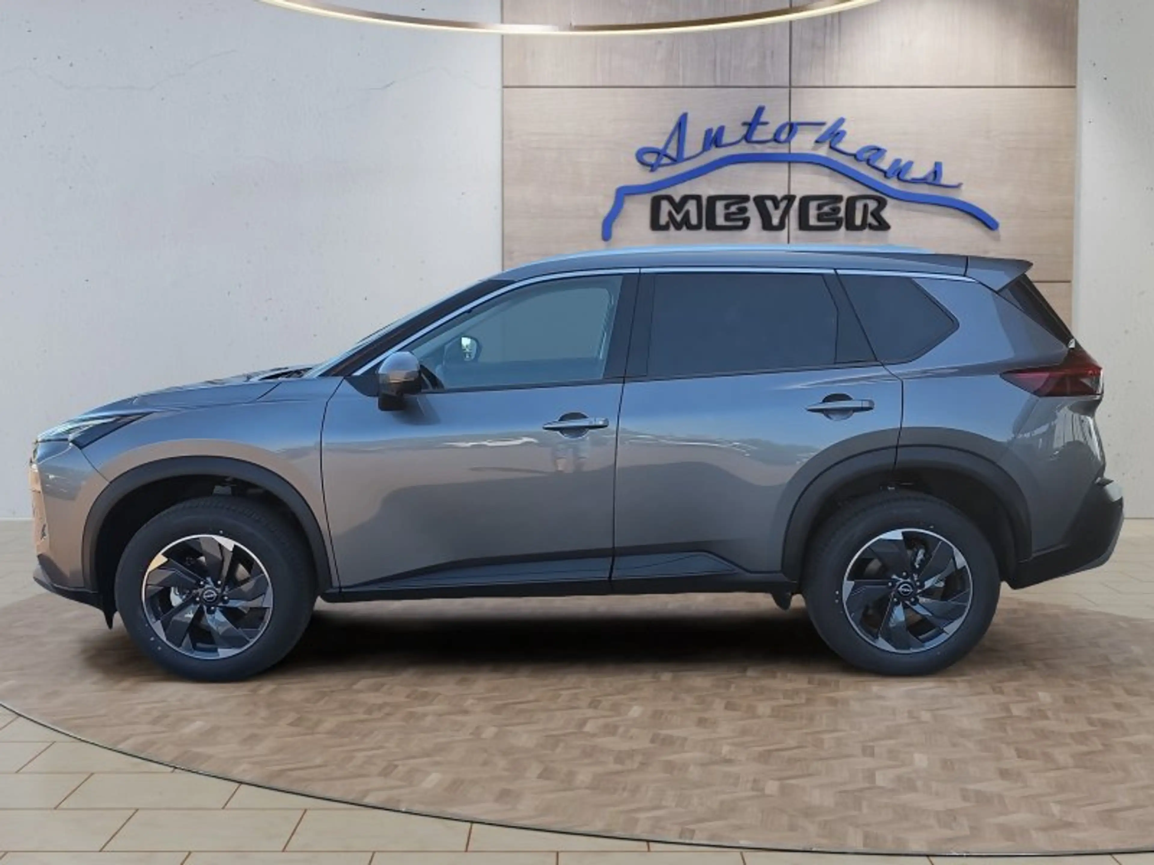 Nissan X-Trail 1,5 VC-T 163PS Navi/ACC/Winterp/el.Klappe ** — photo 2