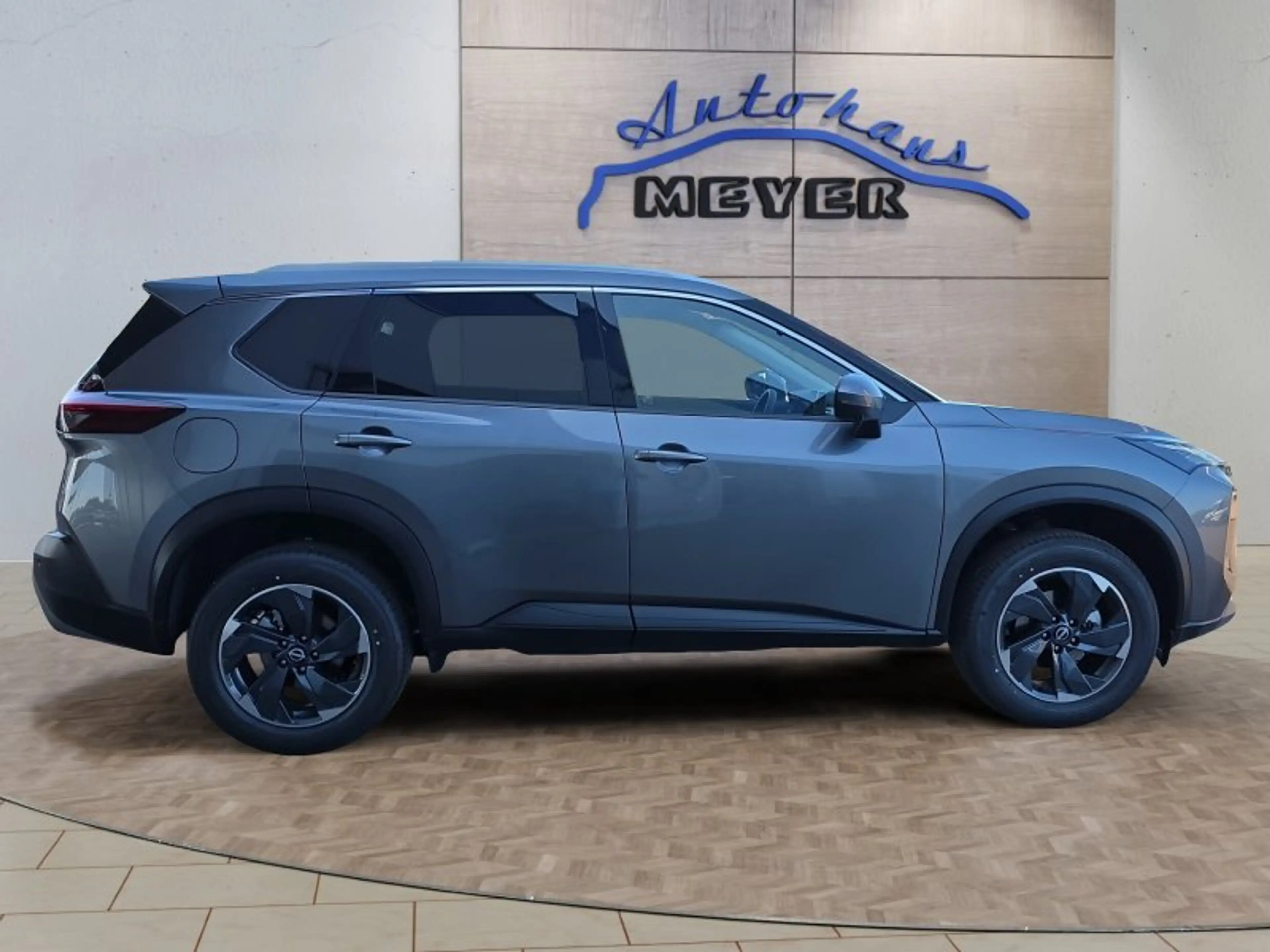 Nissan X-Trail 1,5 VC-T 163PS Navi/ACC/Winterp/el.Klappe ** — photo 6