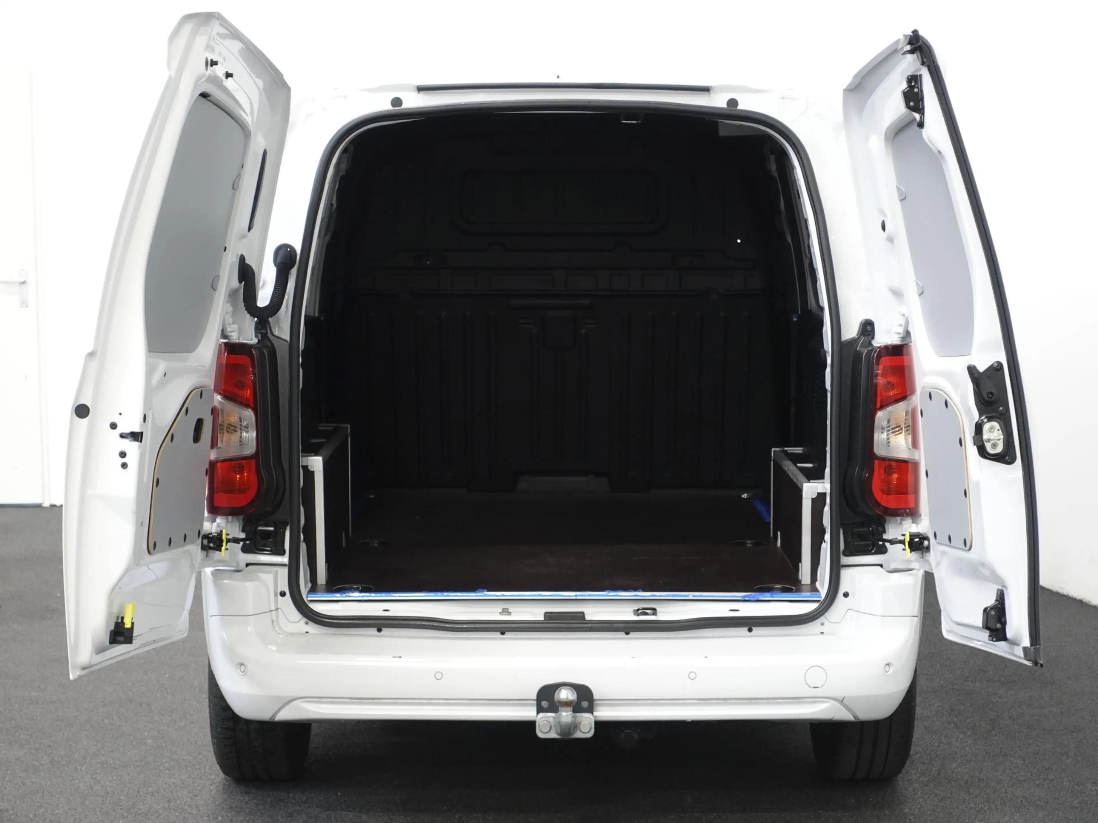 Opel Combo 1.5D L1H1 130pk Automaat Edition Apple Carplay / A — photo 3