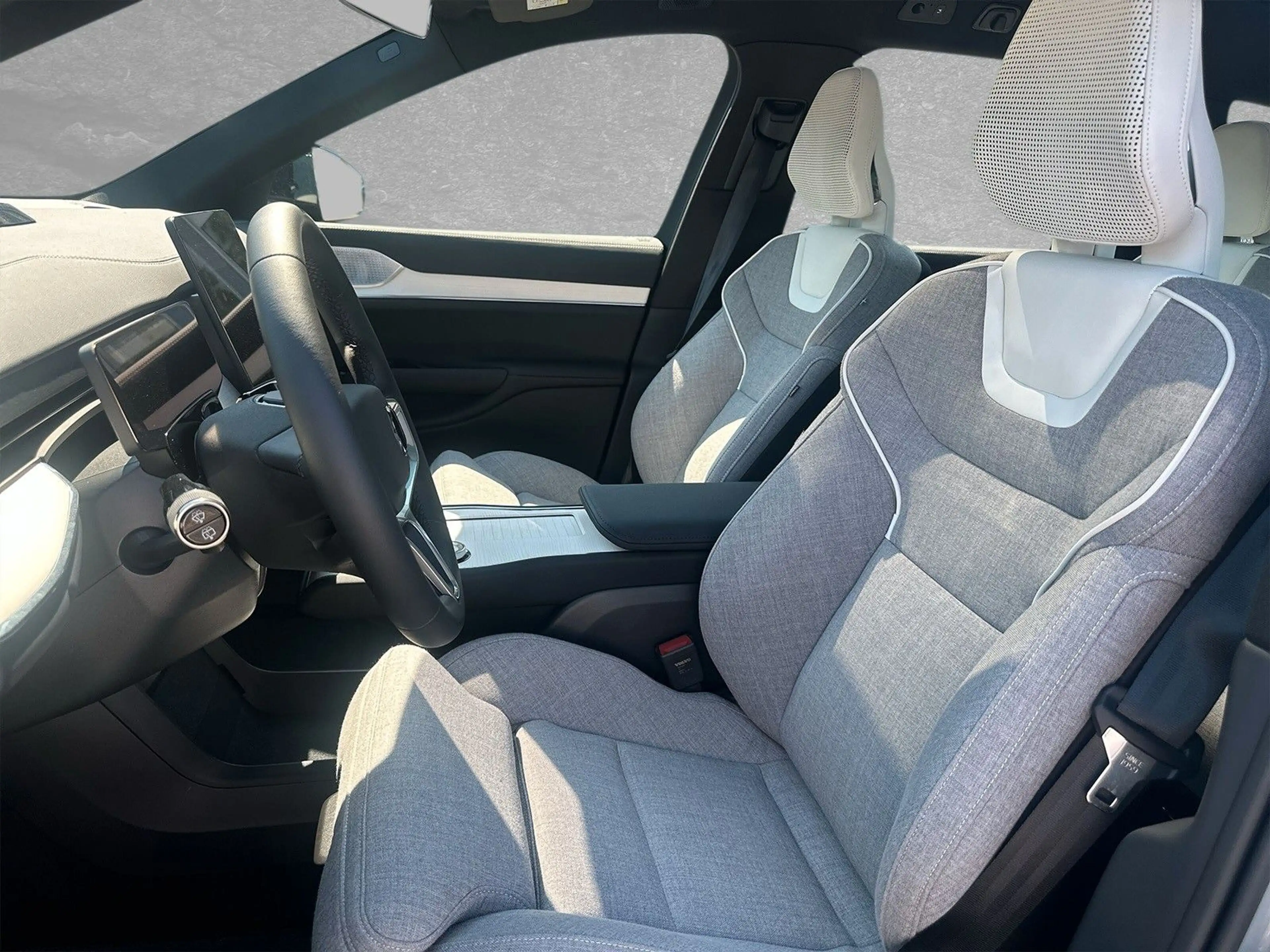 Volvo EX90 Ultra Twin Motor Performance AWD 7-Sitzer — photo 3