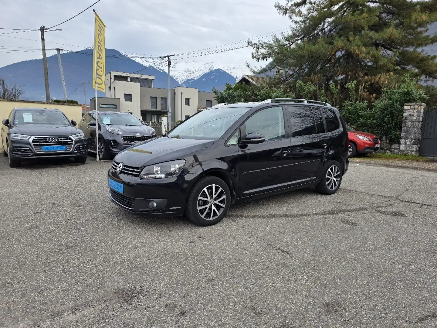 Volkswagen Touran 1.6 TDI 105cv Confortline - 1