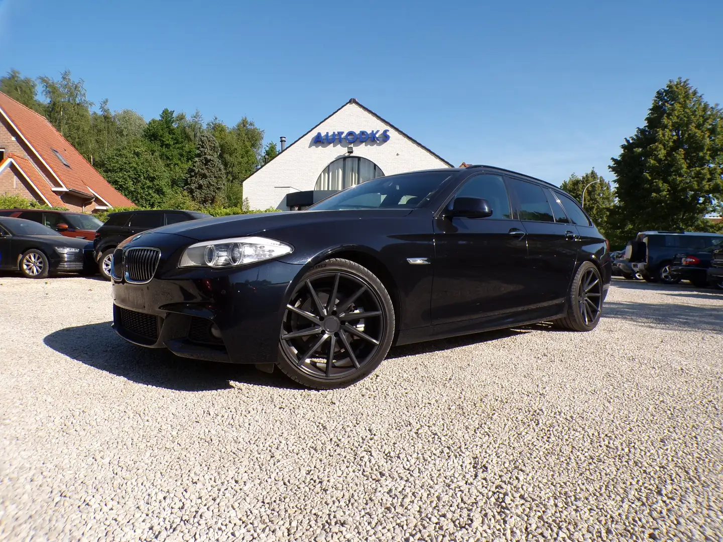 BMW 520 520d M-PACK #SPORTAUTOMAAT #PERFECT CONDITION!!!! Negro - 1