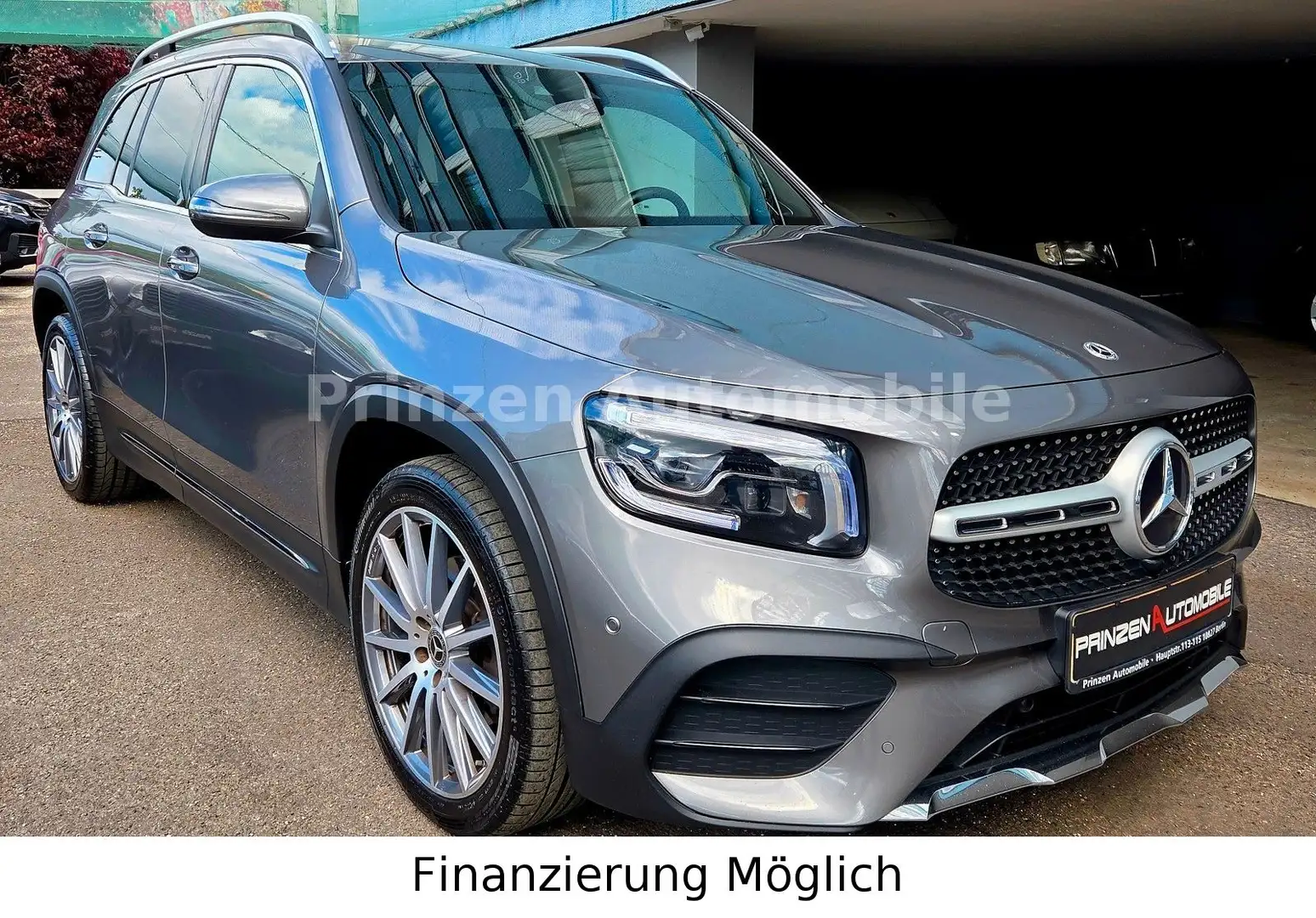 Mercedes-Benz GLB 220 d AMG 4Matic*LED*1.Hand*Burmester*Ambien Grau - 1