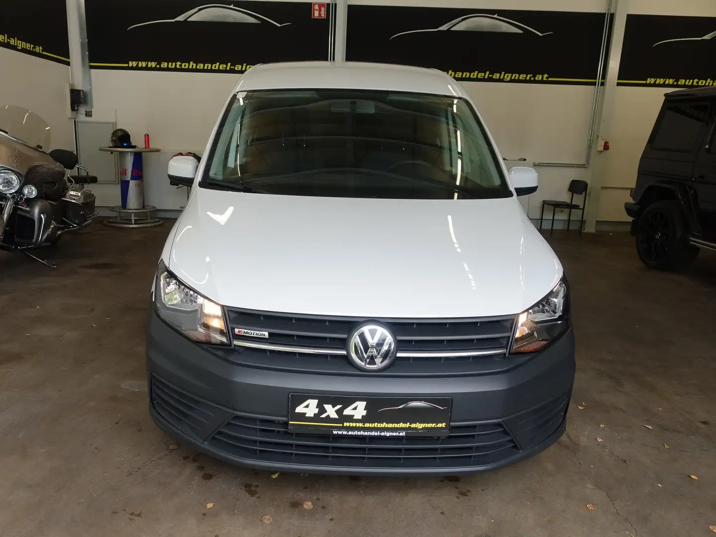 Volkswagen Caddy Trendline 2.0 4Motion Blanc - 2
